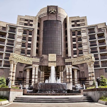 Multi Grand Pharaon Hotel Ptghni Exterior photo